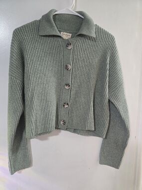 Jessica Simpson Sage Green Ribbed Button-Front Cardigan